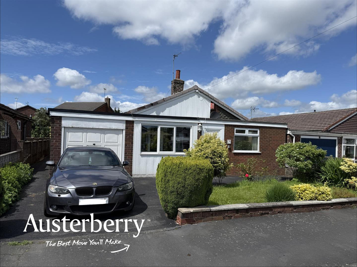 2 bed property in Woodside Drive, Stoke-On-Trent